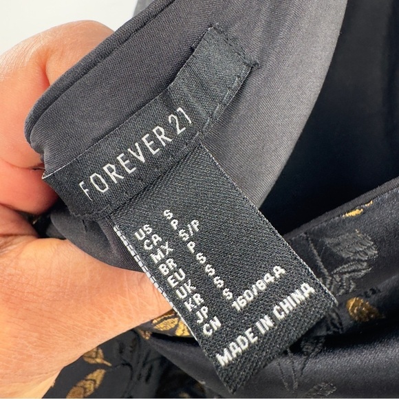 Forever 21 black gold leaf jacquard dress size S - Picture 6 of 9